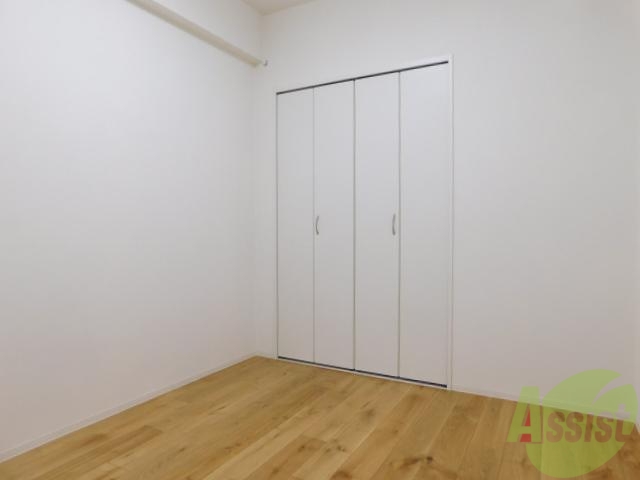 その他部屋・スペース　寝室も広々しています。
