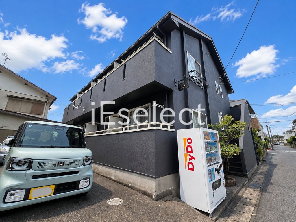 建物外観　経済的な都市ガス、外壁塗装済みでキレイな外観です