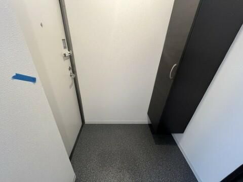 玄関　別部屋参照写真