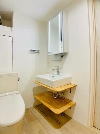 洗面設備　※同仕様写真含む