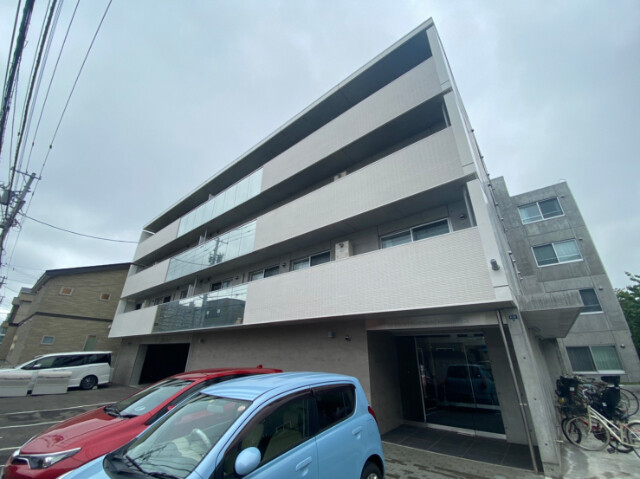 建物外観　札幌市中央区宮の森四条「ジョイス宮の森レジデンス」