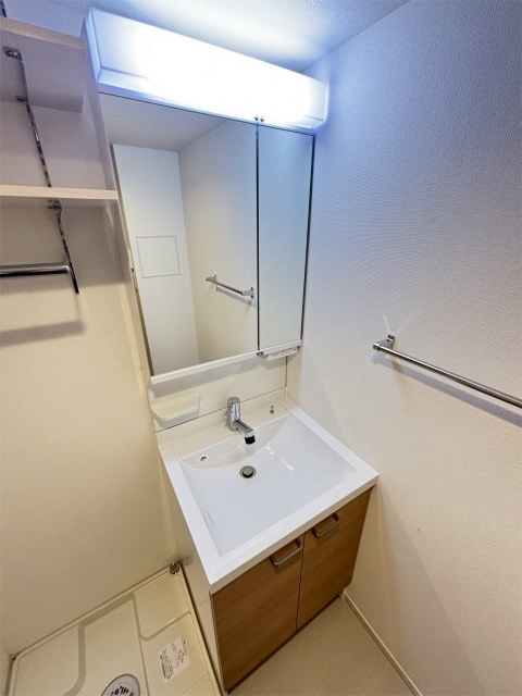 洗面設備　忙しい朝には欠かせない洗面所です