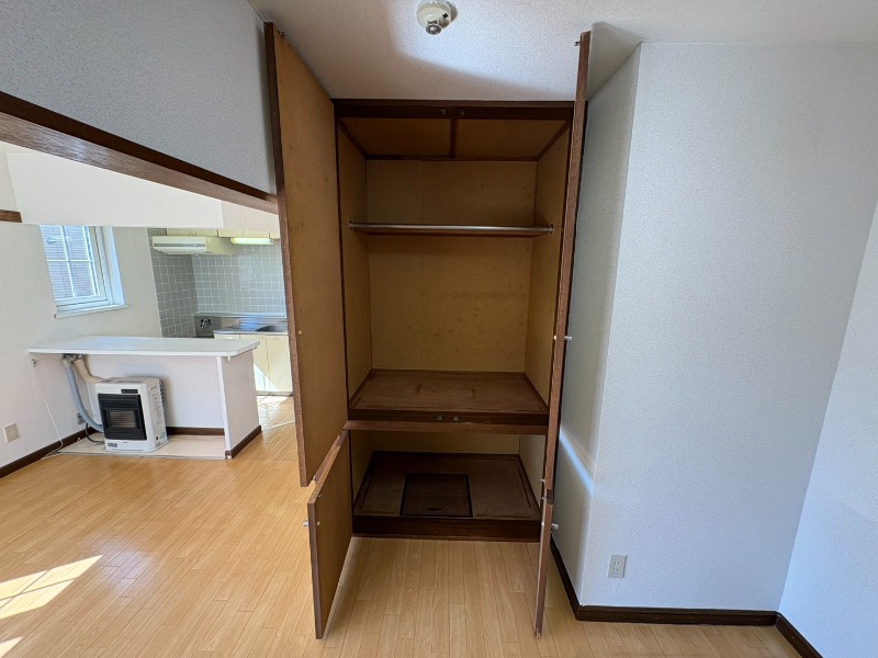 収納　こちらは収納です。物をしまう事ができますね！