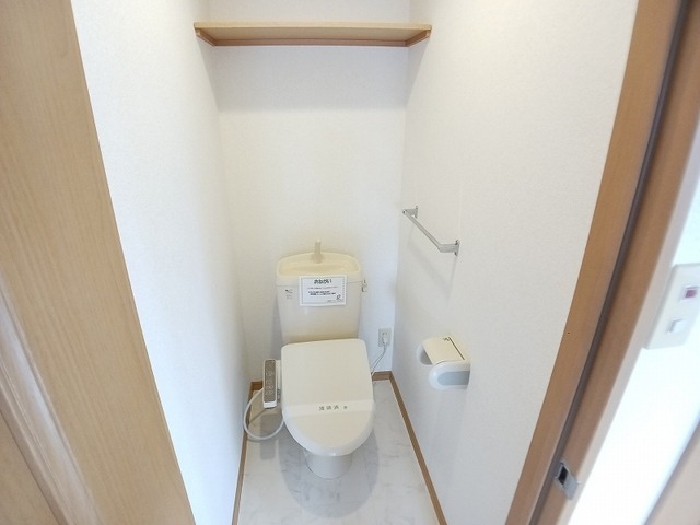 トイレ　イメージ