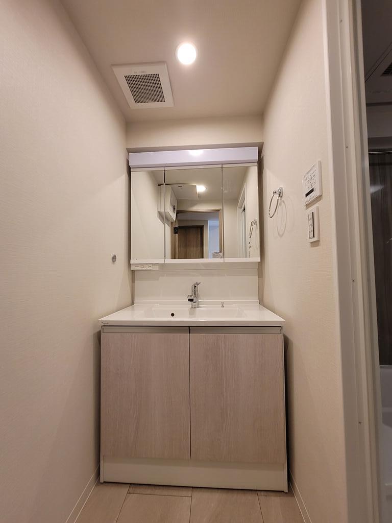 洗面設備　シャンプードレッサー