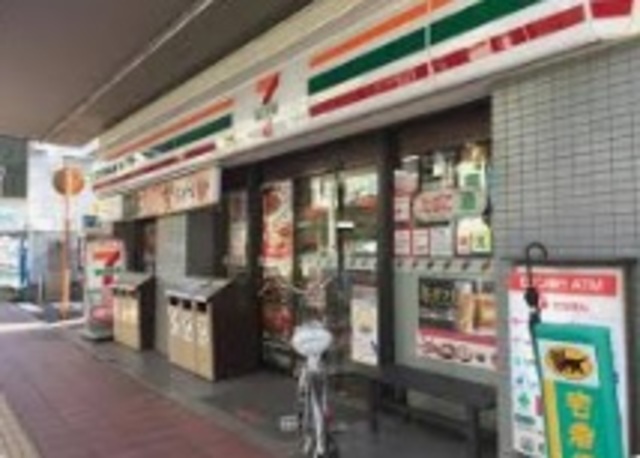 コンビニ　セブンイレブン船橋宮本店（コンビニ）まで181m