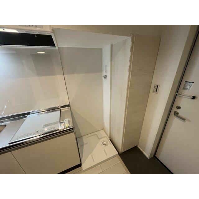玄関　同棟別室