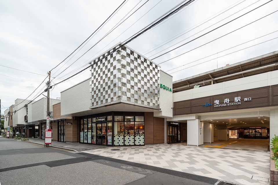 ショッピングセンター　EQUiA曳舟（ショッピングセンター）まで385m