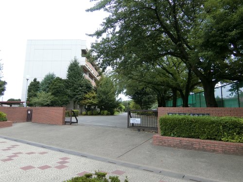 中学校　鶴ヶ島市立西中学校（中学校）まで463m