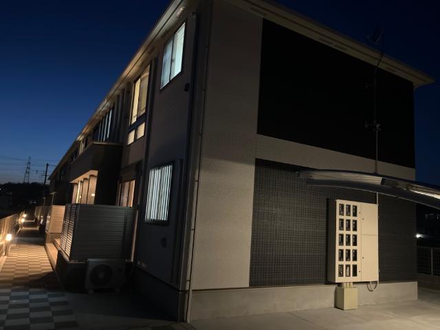建物外観　外観写真（夜）