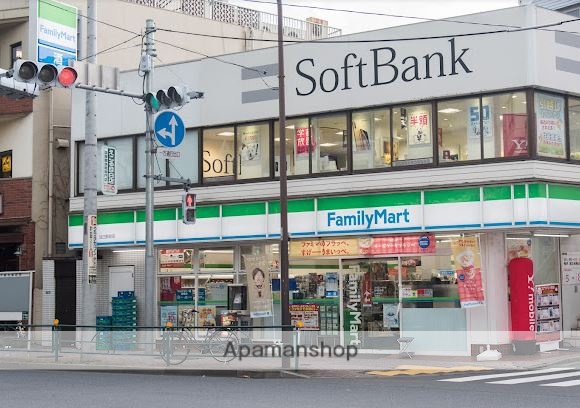 コンビニ　ファミリーマート目白駅前店（コンビニ）まで280m