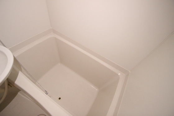 バス・シャワールーム　※別部屋の写真です