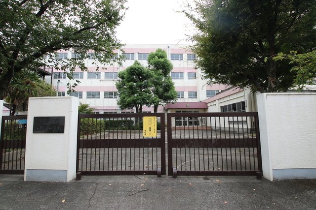 小学校　名古屋市立浮野小学校（小学校）まで79m