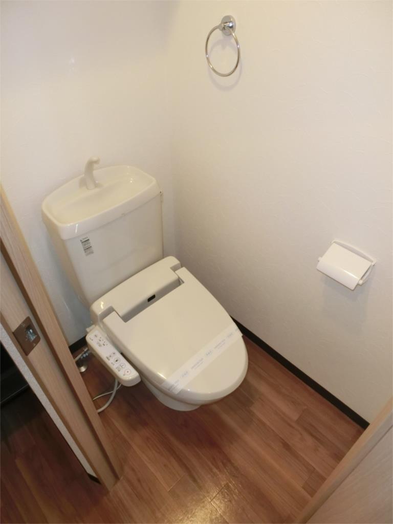 トイレ　※同物件別号室参考写真