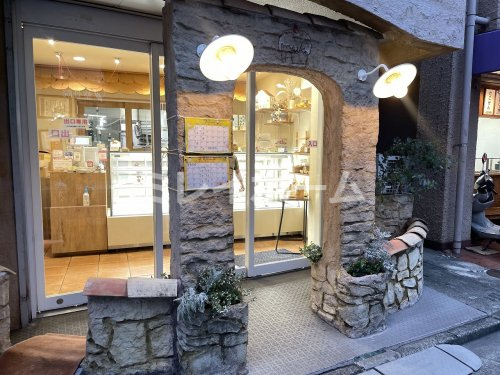 飲食店　Risotto×魚介 Risoni リゾーニ（飲食店）まで85m