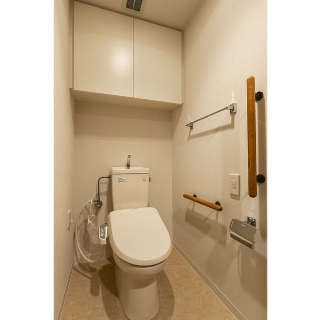 トイレ　※別部屋の参考写真です。