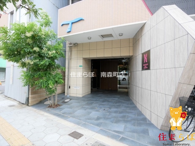 エントランス　共用部の印象も大切に