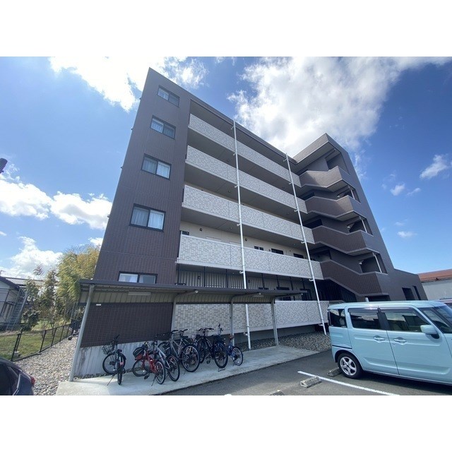 建物外観　賃貸マンション