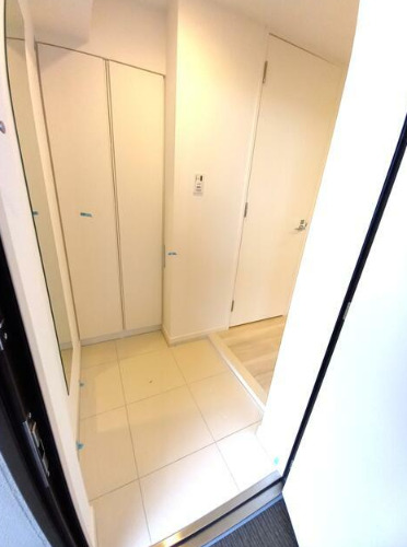 玄関　※別部屋写真