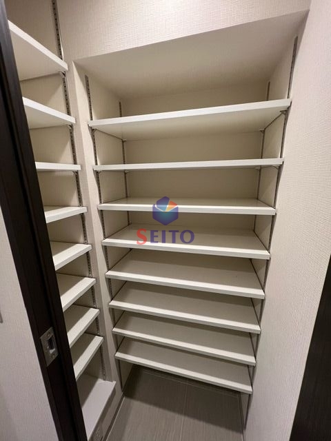 収納　シューズボックス