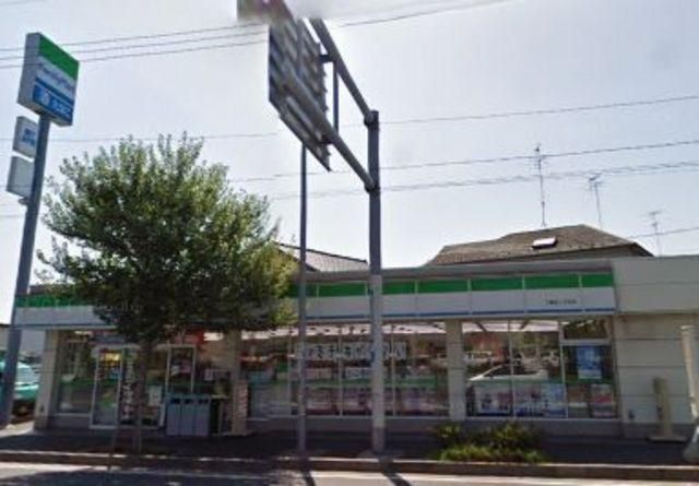 コンビニ　ファミリーマート（コンビニ）まで241m