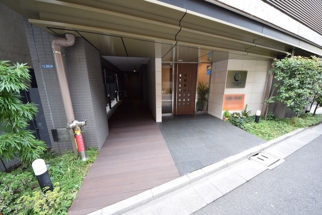 エントランス　★エントランス入り口です★