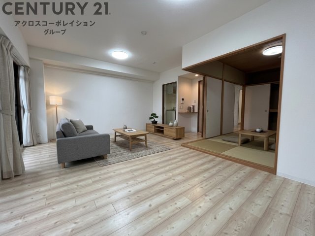 居室・リビング　画像中の家具はAIにより配置しているため、付属しません。