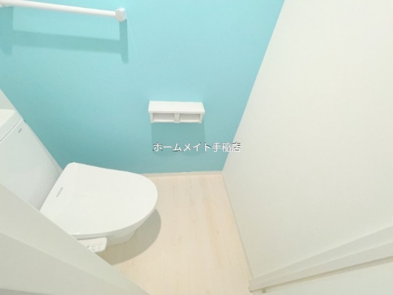 トイレ　ウォシュレット付き♪