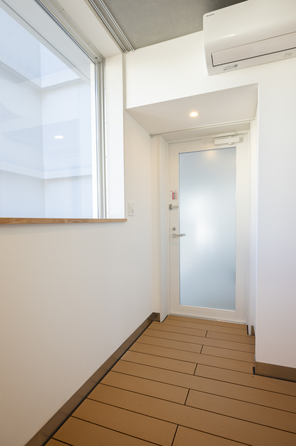 玄関　※写真は同タイプ住戸です。