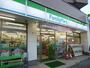 コンビニ　ファミリーマート（コンビニ）まで210m