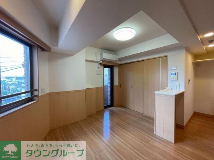 東京メトロ丸ノ内線 新中野駅 徒歩5分 7階建 築17年の居間写真