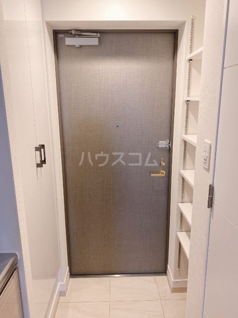 リヴシティ立川ミッドの玄関写真