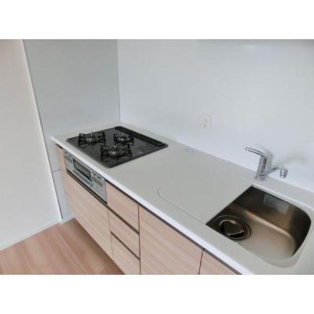 キッチン　※写真は同タイプ住戸です。