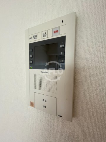 セキュリティ　リーガル京町堀II　モニター付きインターホン