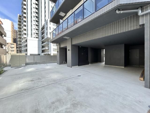 エントランス　建物の内部です