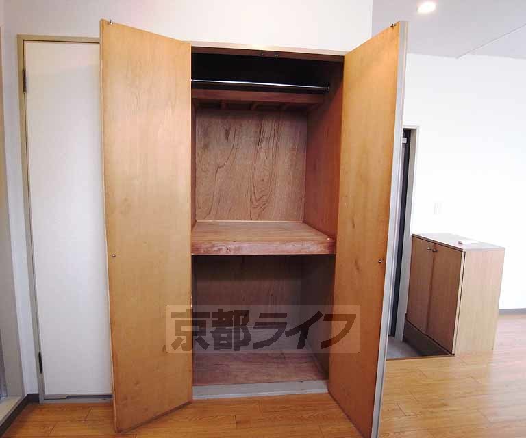 収納　奥行のある収納です。