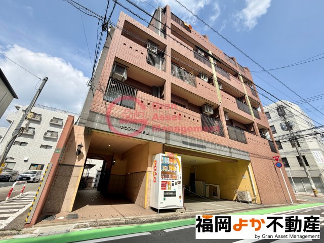 建物外観　外観は落ち着いています