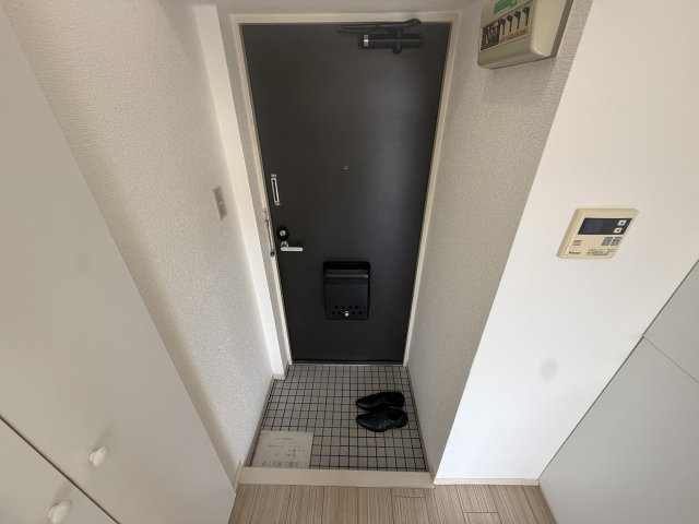 メゾンフィルブロードの玄関写真