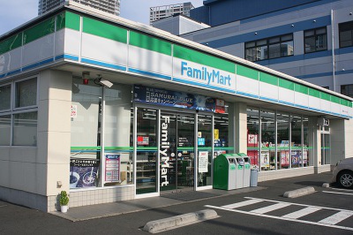 コンビニ　ファミリーマート芝浦ベイサイド（コンビニ）まで50m
