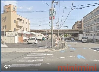 コンビニ　セブンイレブン茨木田中町店（コンビニ）まで65m