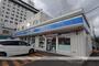 コンビニ　ローソン苫小牧双葉町三丁目店（コンビニ）まで273m