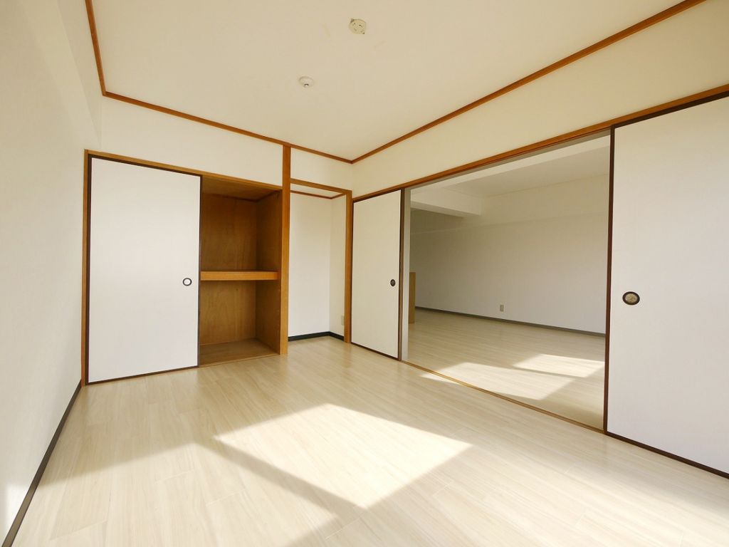収納　入居中の為、別号室写真