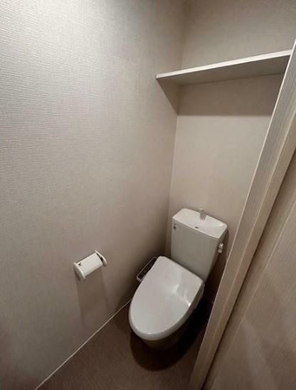 トイレ　※同仕様写真
