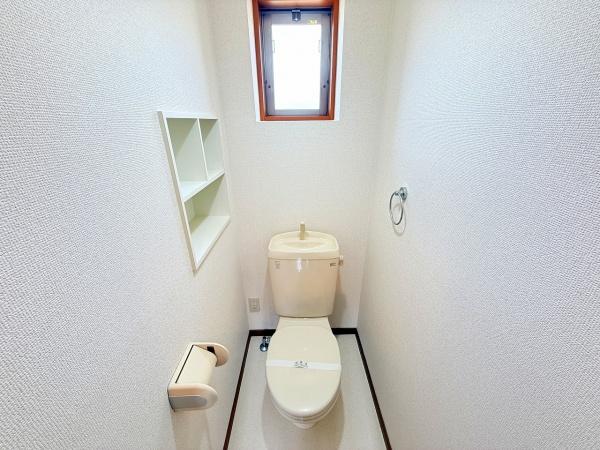 ブランシェ1043 テラスハウスのトイレ写真