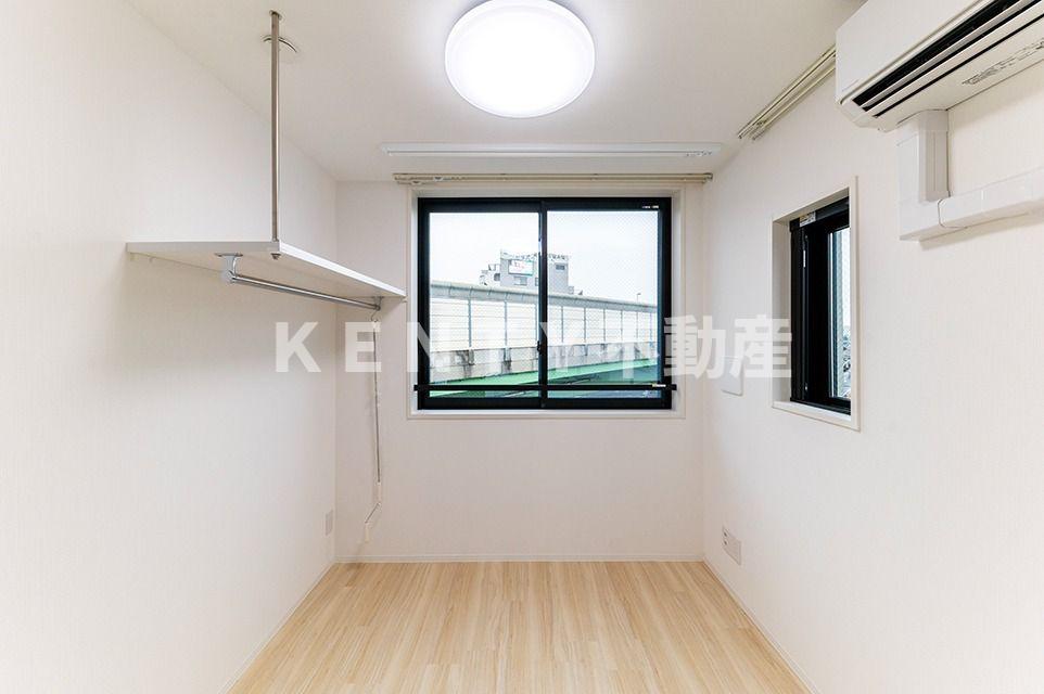 その他部屋・スペース　落ち着いて過ごせるお部屋なので、寝室にいかがでしょうか