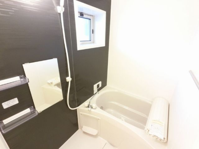 ＪＲ水戸線 下館駅 徒歩23分 2階建 築8年の風呂写真
