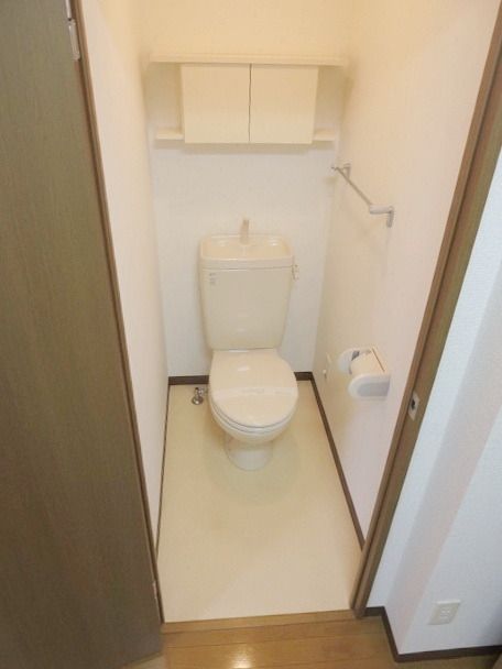 トイレ　★お部屋探しは株式会社タウンハウジング東京まで★