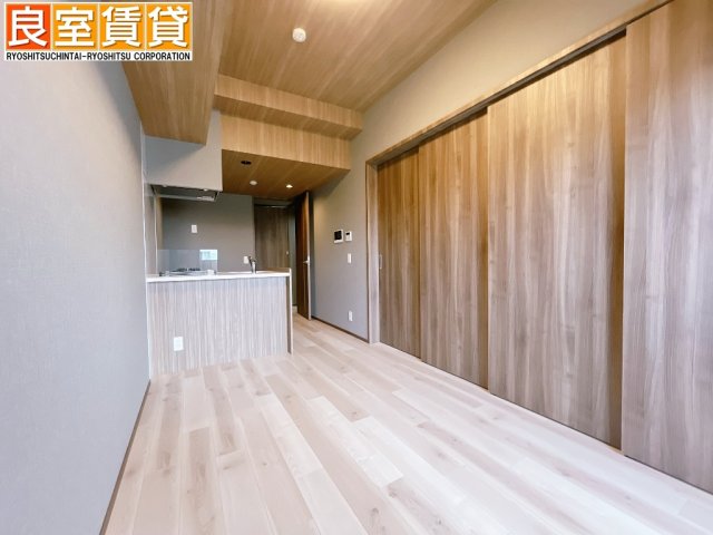 メイクスWアート上前津Vの居間写真