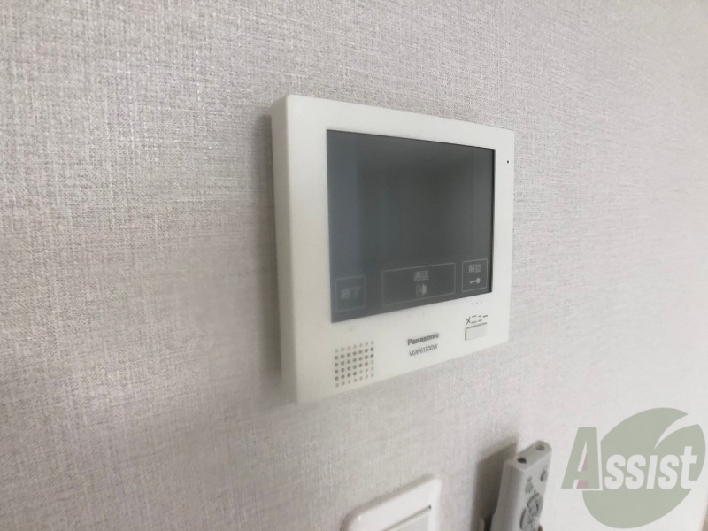 セキュリティ　ＴＶモニター付インターホンです。来客者の顔が見えるので安心！