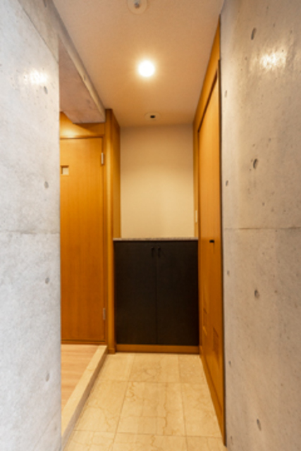 玄関　※写真は同タイプ住戸です。